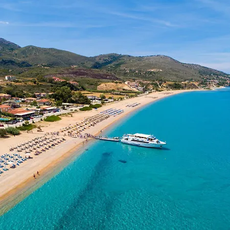Vila Irineos Karavomylos