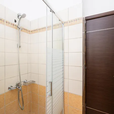 Villa Irineos Karavomylos