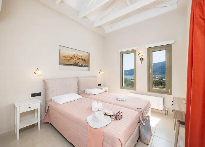 Villa Irineos Karavomylos